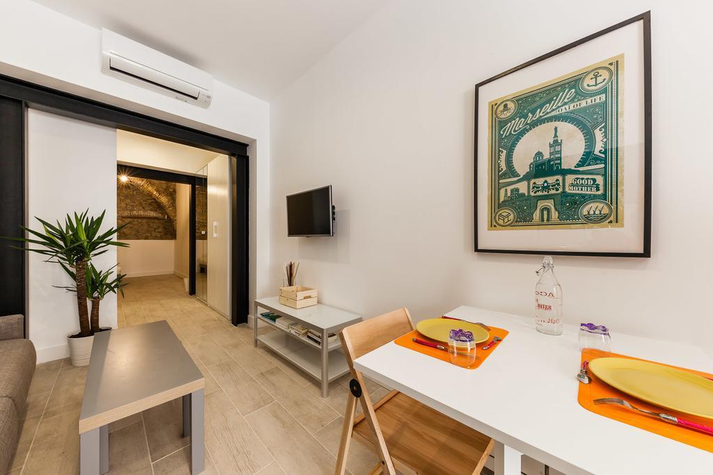 Chez Nous - 7 Appartements Sur Le Vieux Port Marseilles Exterior foto
