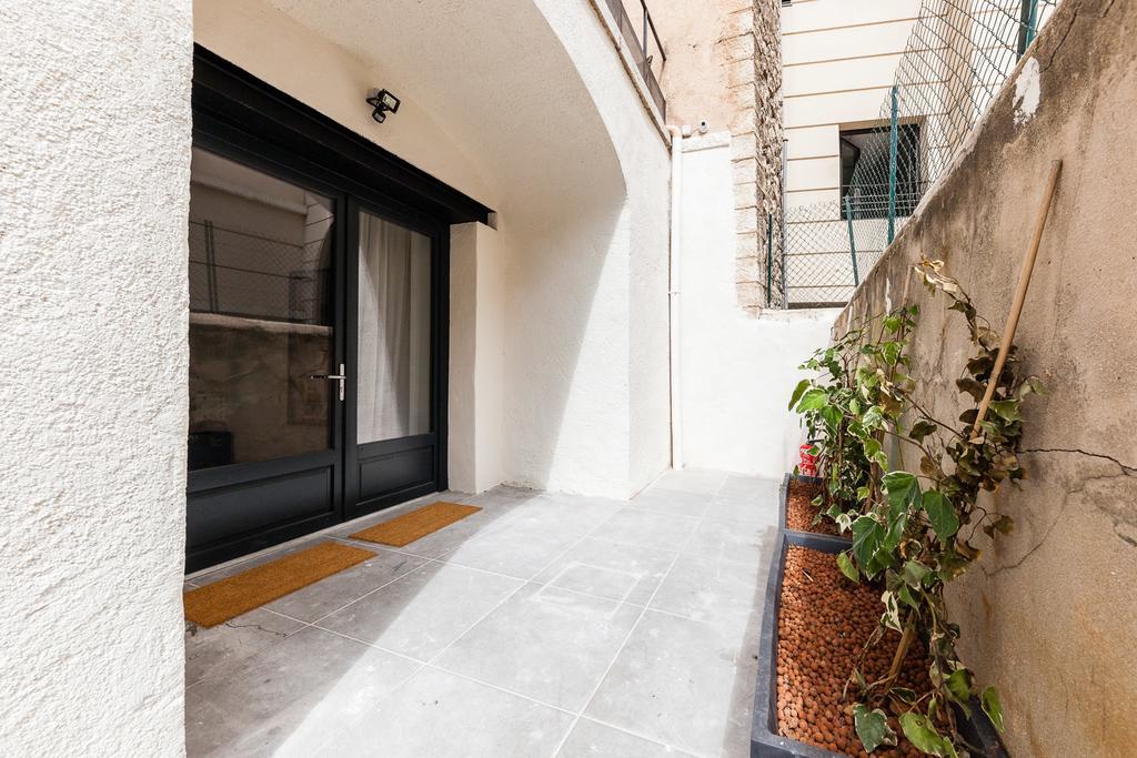 Chez Nous - 7 Appartements Sur Le Vieux Port Marseilles Exterior foto
