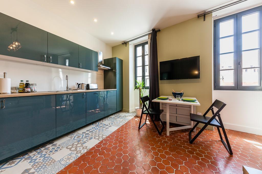 Chez Nous - 7 Appartements Sur Le Vieux Port Marseilles Exterior foto